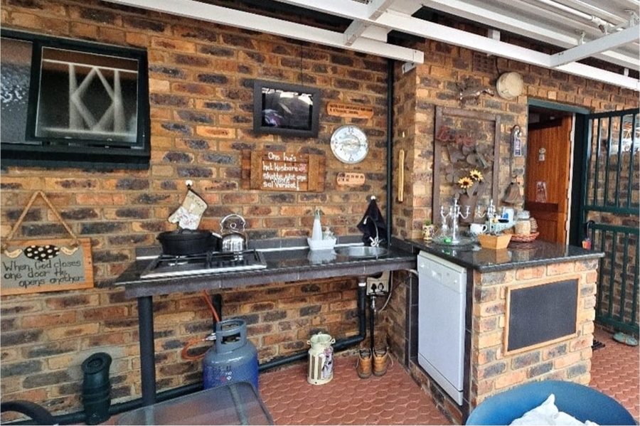 3 Bedroom Property for Sale in Vaalpark Free State
